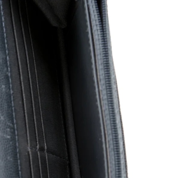 Chanel classic wallet on a chain - Picture 5 of 5